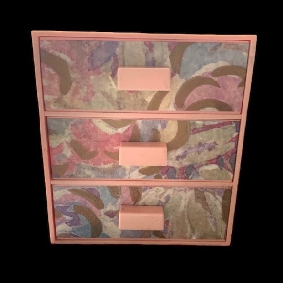 Pretty Pink & Gold Floral Pattern Three Drawer Jewelry Box Organizer - Picture 5 of 5